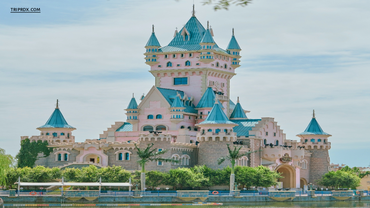 Best places to visit in California, California, Disneyland Resort