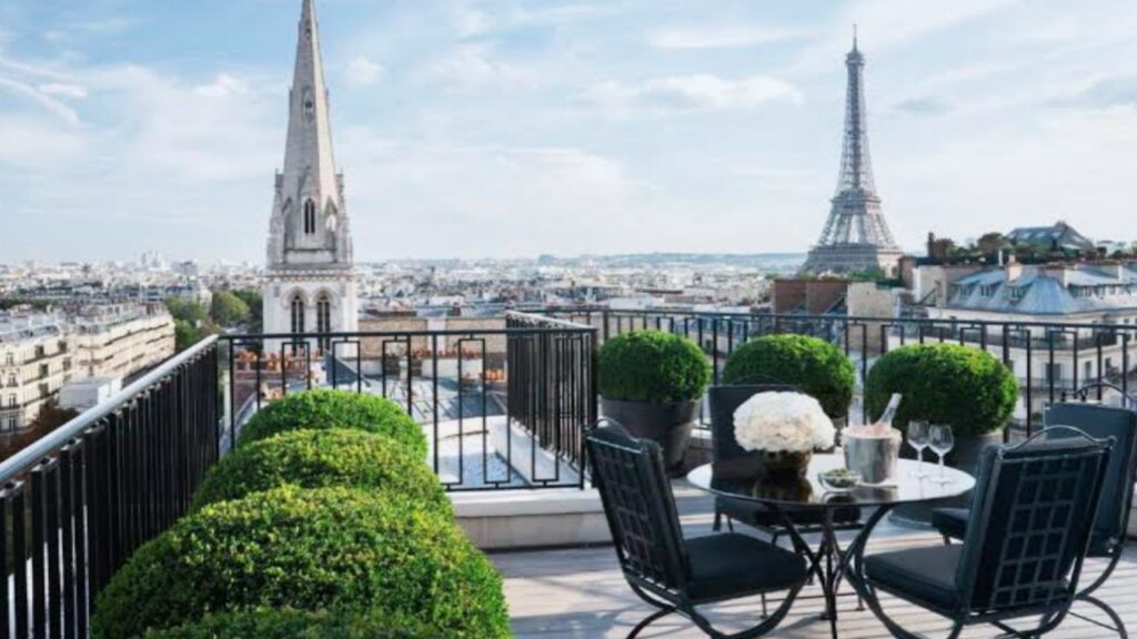 Paris Hotels near Eiffel Tower