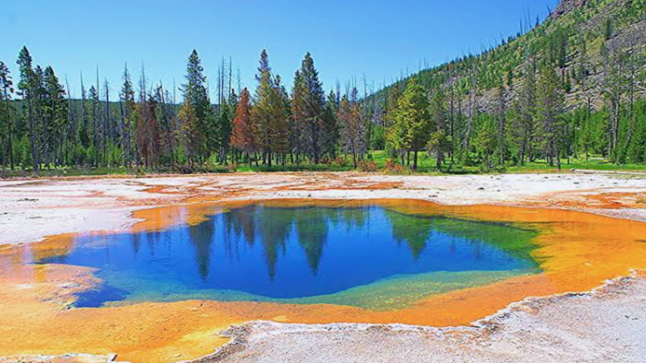 Most Popular Natural Tourist Attractions in the World, Yellowstone National Park