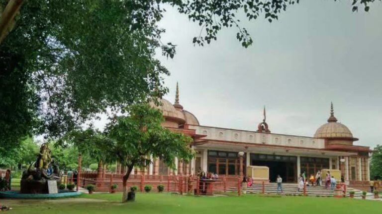 Durga Temple Mohan Nagar, Durga Temple Mohan Nagar in Hindi