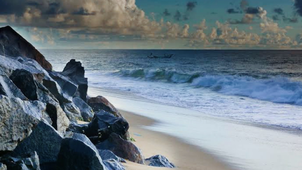 Mahabalipuram Beach, Mahabalipuram Beach in Hindi