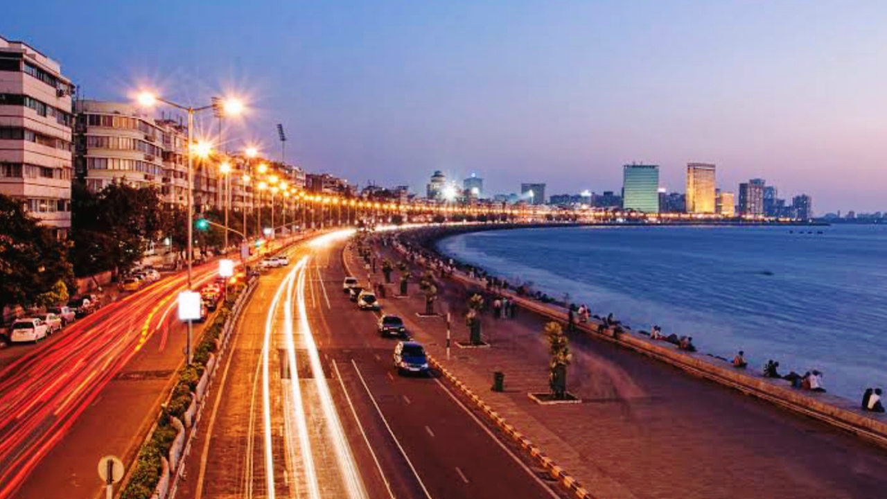 Marine Drive, Marine Drive in Hindi