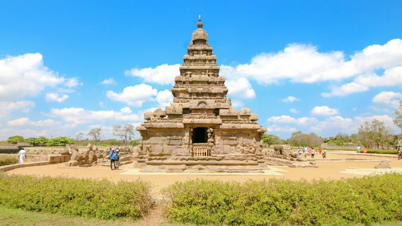 Mahabalipuram Beach, Mahabalipuram Beach in Hindi