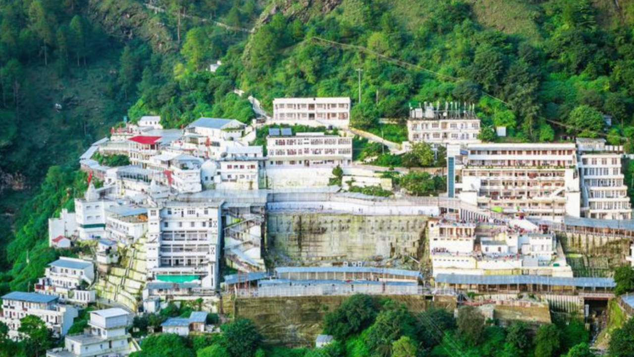 Vaishno Devi Temple, Vaishno Devi Temple in Hindi